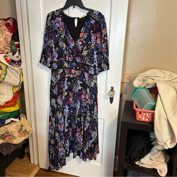 Soft Surroundings Women's Size 10 Florencia Dress Black Floral Asymmetrical Midi - Picture 1 of 5